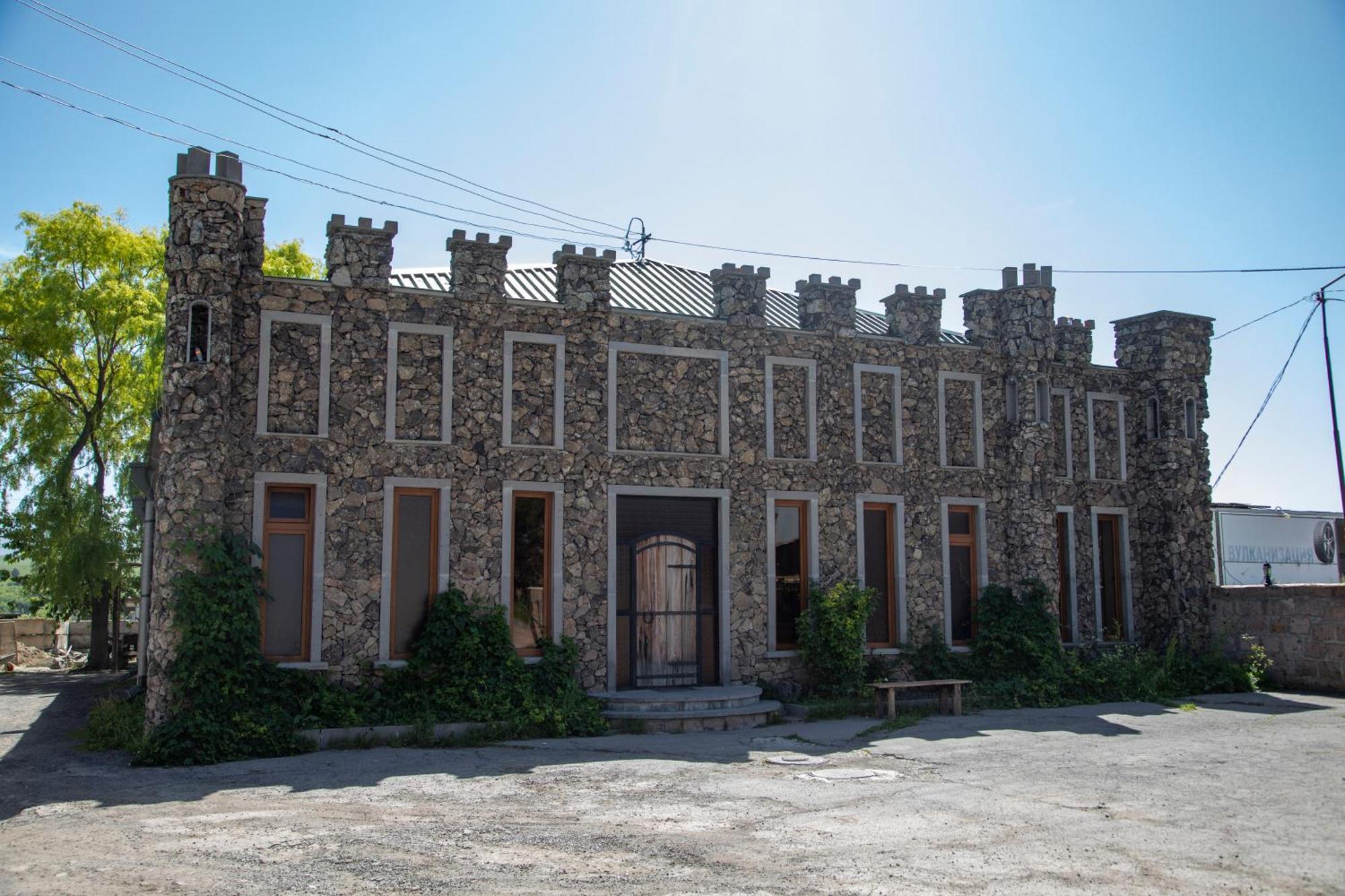 Fish Hotel Akhalkalaki Exterior photo